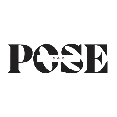 Pose