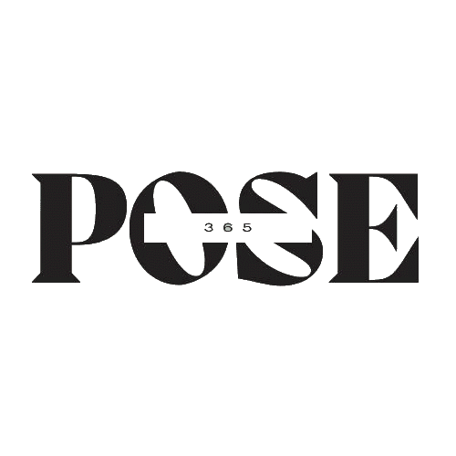 Pose
